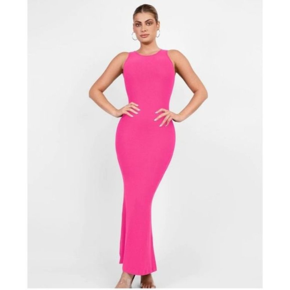 Popilush Built-In Shapewear Crew Neck Dress